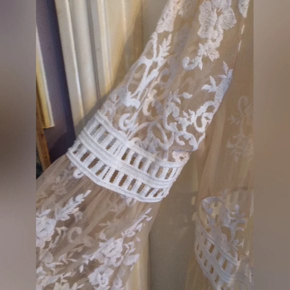 Forever 21 Maxi Sheer Cardigan Topper Kimono Embroidered Beige White Macrame L - Picture 2 of 13
